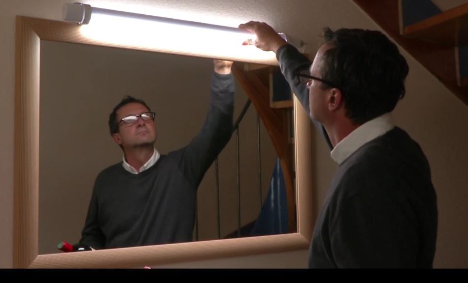 Rotatable clip 1-10V dimming IP65 LED Tubar Light